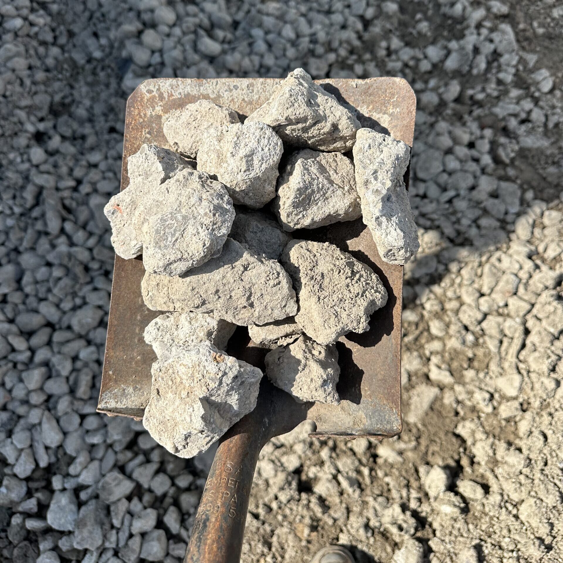#2 crushed concrete (close-up)